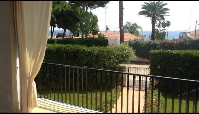 Villa La Bussola Fontane Bianche Italien